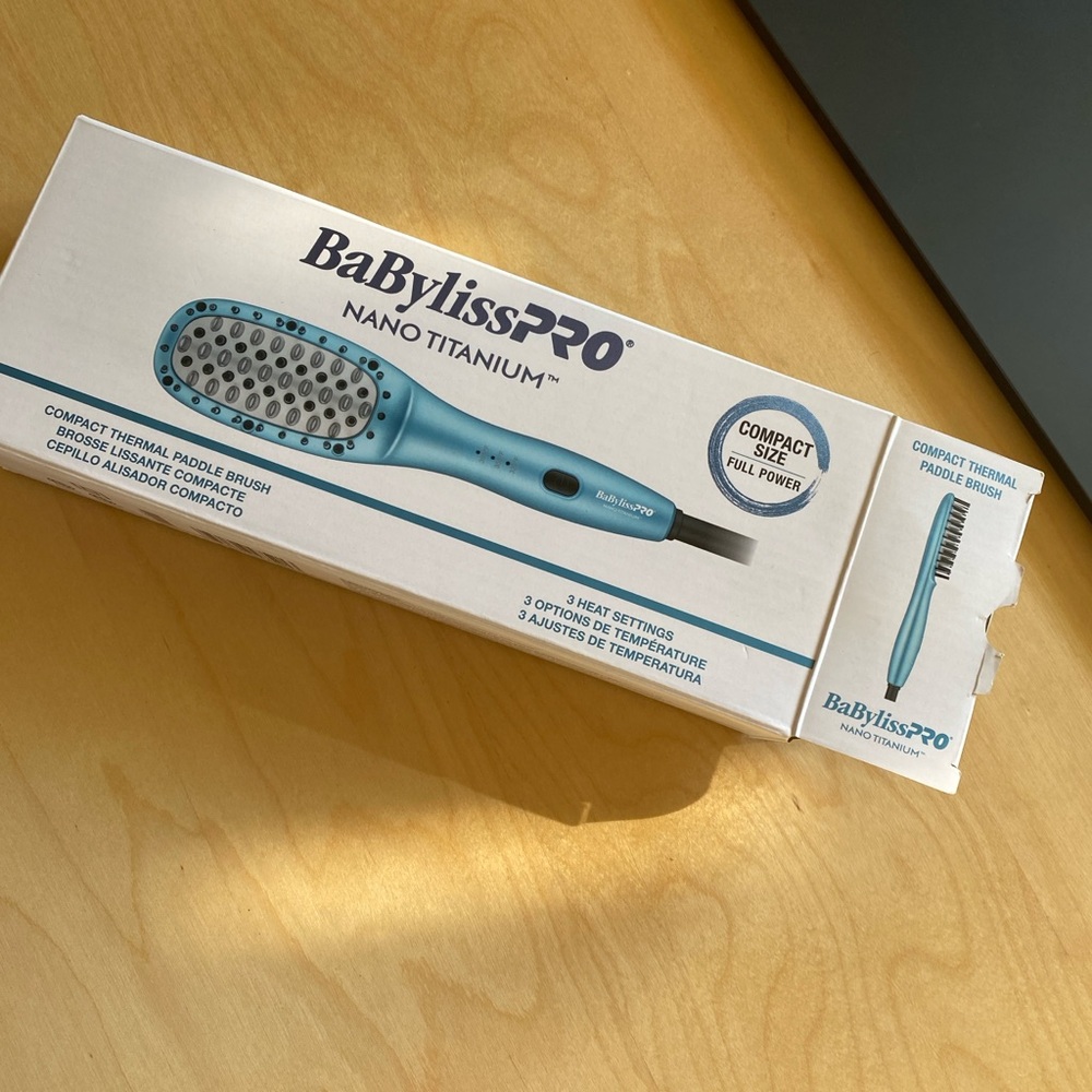 BaBylissPRO Nano Titanium Paddle Brush